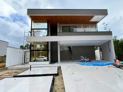 Casa de Condomínio com 4 Quartos à venda, 440m² no Ponta Negra, Manaus