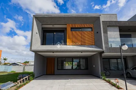 Casa de Condomínio com 3 Quartos à venda, 225m² no Sarandi, Porto Alegre