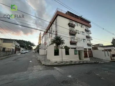 Apartamento com 2 Quartos para alugar, 65m² no Carlos Prates, Belo Horizonte