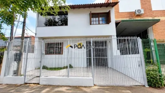 Casa com 6 Quartos para alugar, 200m² no Santa Maria Goretti, Porto Alegre