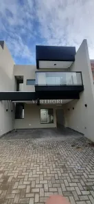 Sobrado com 3 Quartos para alugar, 130m² no Jardim Ecoville I, Cambé