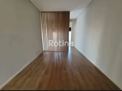 Ponto Comercial para alugar, 35m² no Jardim Europa, Uberlândia