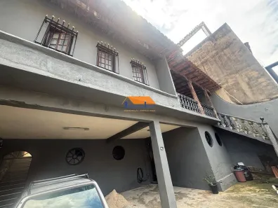 Casa com 5 Quartos à venda, 300m² no Ouro Minas, Belo Horizonte