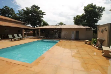 Fazenda/Sítio com 3 Quartos à venda, 560m² no Chacará Estancia Monte Carlo, Guapiaçu