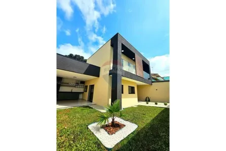 Sobrado com 3 Quartos à venda, 149m² no Vila Rosa, Piraquara
