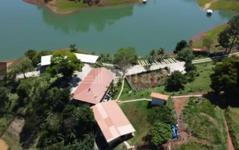 Fazenda/Sítio com 3 Quartos à venda, 1000m² no Freitas, São José dos Campos