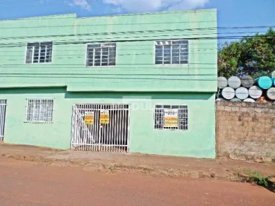 Casa com 3 Quartos para alugar, 90m² no Tibery, Uberlândia