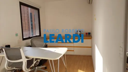 Sala Comercial à venda, 47m² no Vila Nova Conceição, São Paulo