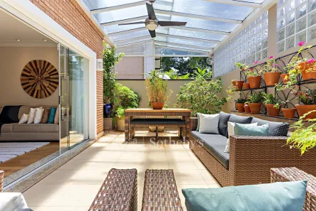 Casa com 4 Quartos à venda, 214m² no Campo Belo, São Paulo