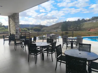 Lote/Terreno à venda, 300m² no Vina Del Mar, Juiz de Fora