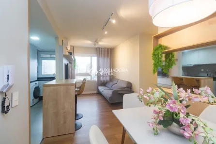Apartamento com 3 Quartos à venda, 67m² no São Sebastião, Porto Alegre