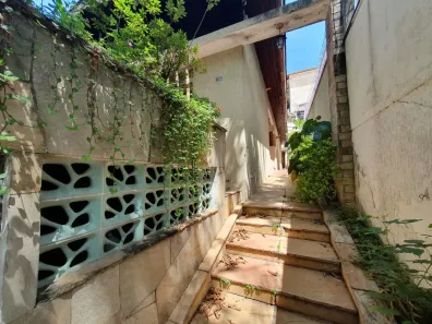 Casa com 3 Quartos à venda, 200m² no Vila Madalena, São Paulo