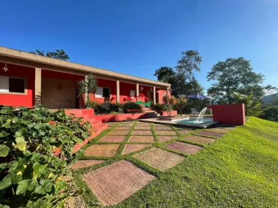 Fazenda/Sítio com 4 Quartos à venda, 2800m² no , Pedro de Toledo