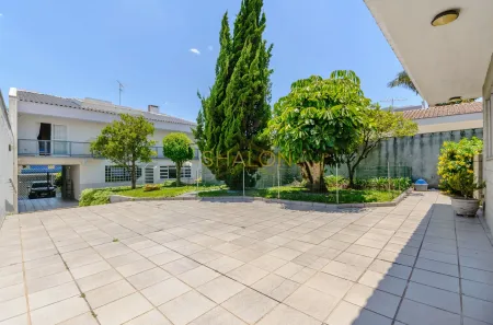 Casa com 4 Quartos para alugar, 385m² no Portão, Curitiba