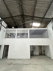 Galpão/Depósito/Armazém à venda, 216m² no Vila Nova Mazzei, São Paulo