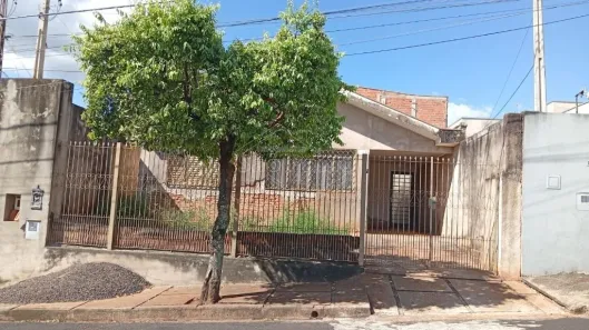 Casa com 3 Quartos à venda, 161m² no Jardim Tangará, Araraquara