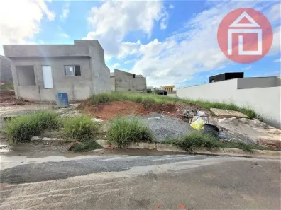 Lote/Terreno à venda, 140m² no Condomínio Villa Verde Bragança, Bragança Paulista