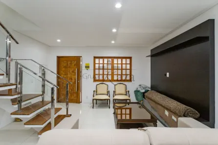 Casa com 3 Quartos à venda, 323m² no Vila Mariana, São Paulo