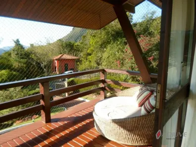 Casa de Condomínio com 4 Quartos à venda, 450m² no Samambaia, Petrópolis