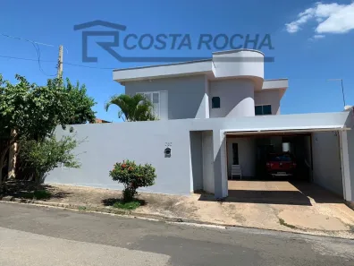 Casa com 3 Quartos à venda, 252m² no Jardim Celani, Salto