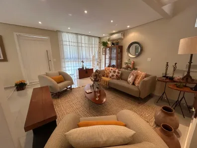 Casa de Condomínio com 5 Quartos à venda, 220m² no Barra da Tijuca, Rio de Janeiro