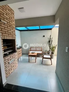 Apartamento com 2 Quartos à venda, 80m² no Brasil, Uberlândia