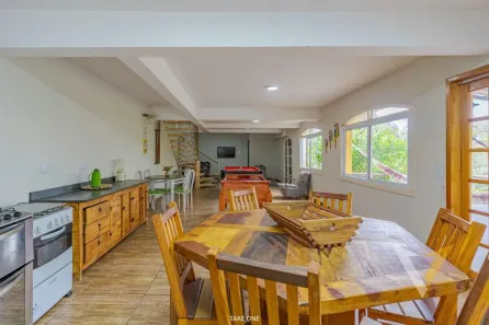 Fazenda/Sítio com 3 Quartos à venda, 261m² no Recanto dos Palmares, Atibaia