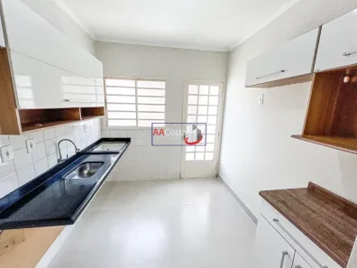 Casa com 2 Quartos à venda, 101m² no Vila Santa Helena, Franca