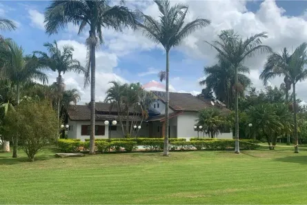 Casa de Condomínio com 4 Quartos à venda, 450m² no Guaripocaba, Bragança Paulista