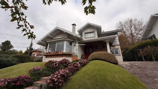 Casa com 4 Quartos à venda, 379m² no Sierra Park, Gramado