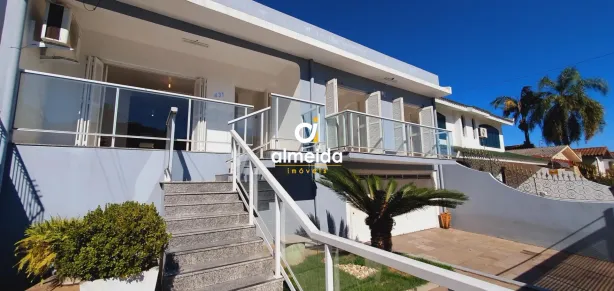 Casa com 4 Quartos à venda, 390m² no Duque de Caxias, Santa Maria