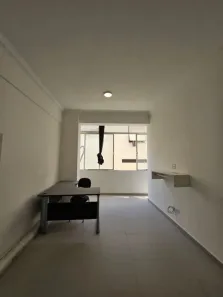 Kitnet para alugar, 38m² no Itararé, São Vicente