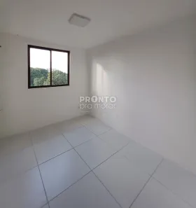 Apartamento com 3 Quartos para alugar, 64m² no Imbiribeira, Recife