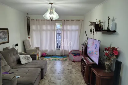 Casa com 3 Quartos à venda, 186m² no Vila Bertioga, São Paulo