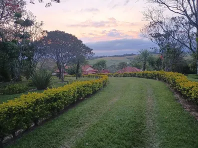 Fazenda/Sítio com 3 Quartos à venda, 250m² no , Sarapuí