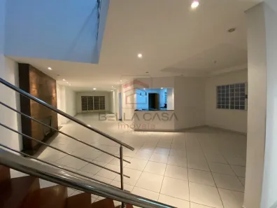 Sobrado com 4 Quartos à venda, 500m² no Vila Bertioga, São Paulo