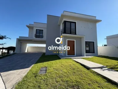 Casa de Condomínio com 3 Quartos à venda, 200m² no Tomazetti, Santa Maria