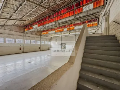 Galpão/Depósito/Armazém para venda ou aluguel, 2942m² no Centro, Diadema