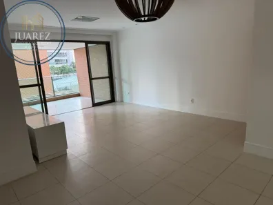 Apartamento com 4 Quartos para alugar, 145m² no Alphaville I, Salvador
