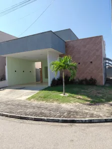 Casa de Condomínio com 3 Quartos para alugar, 120m² no Cajupiranga, Parnamirim