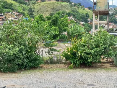 para alugar, 1650m² no Corrêas, Petrópolis