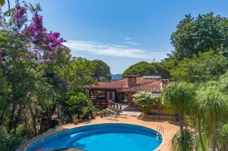 Casa com 5 Quartos à venda, 600m² no Quebra Frascos, Teresópolis