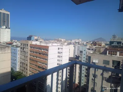 Apartamento com 2 Quartos para alugar, 80m² no Leme, Rio de Janeiro