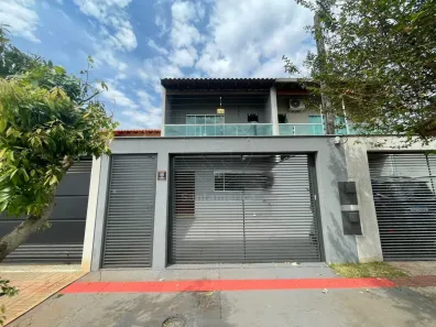 Casa com 3 Quartos para alugar, 130m² no São Pedro, Londrina