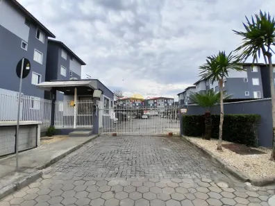 Apartamento com 2 Quartos para alugar, 58m² no Parque Guarani, Joinville