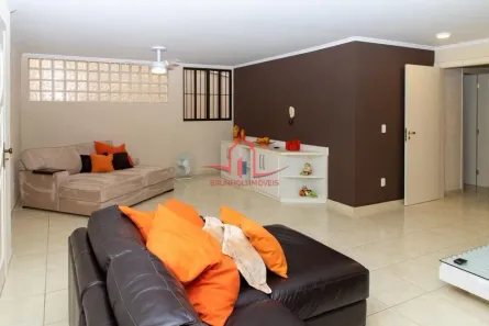 Sobrado com 4 Quartos à venda, 400m² no Vila Viotto, Jundiaí