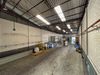 Galpão/Depósito/Armazém à venda, 6738m² no Centro, Diadema