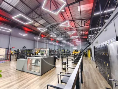 Ponto Comercial à venda, 800m² no Vila São Paulo, São Paulo