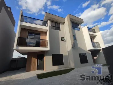 Sobrado com 3 Quartos à venda, 134m² no Uberaba, Curitiba