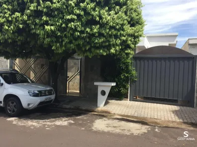 Casa com 2 Quartos à venda, 242m² no Centro, Fernandópolis